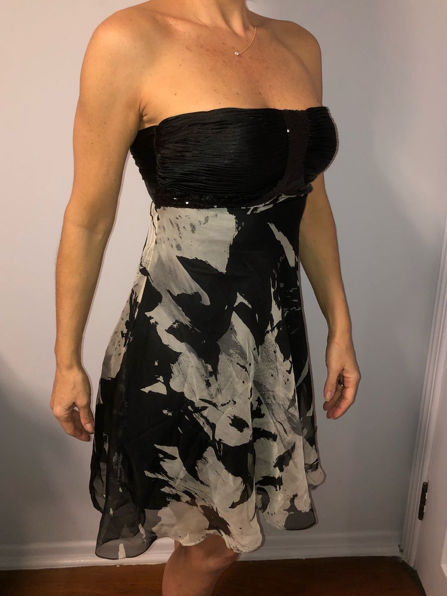 vestido tomara que caia curto
