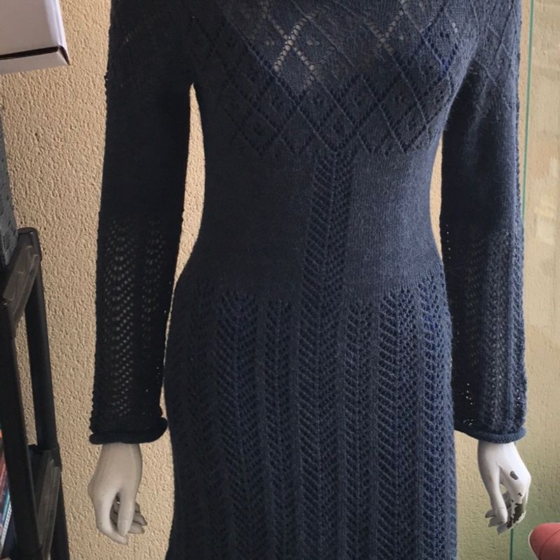 Moda international 2024 sweater dress