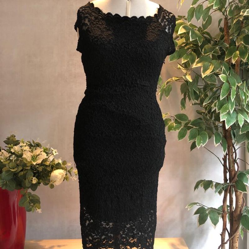 Vestido tubinho store preto com renda