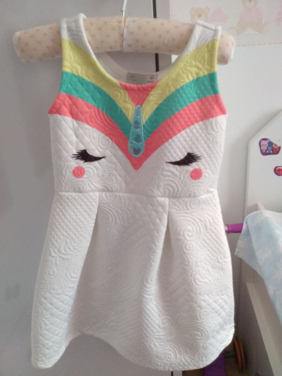 vestido unicornio renner