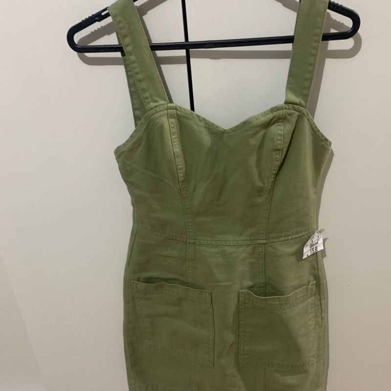 Vestido verde sale militar renner