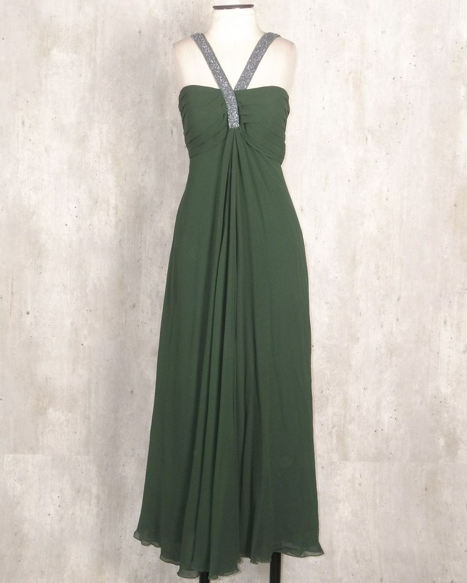 vestido de festa verde militar