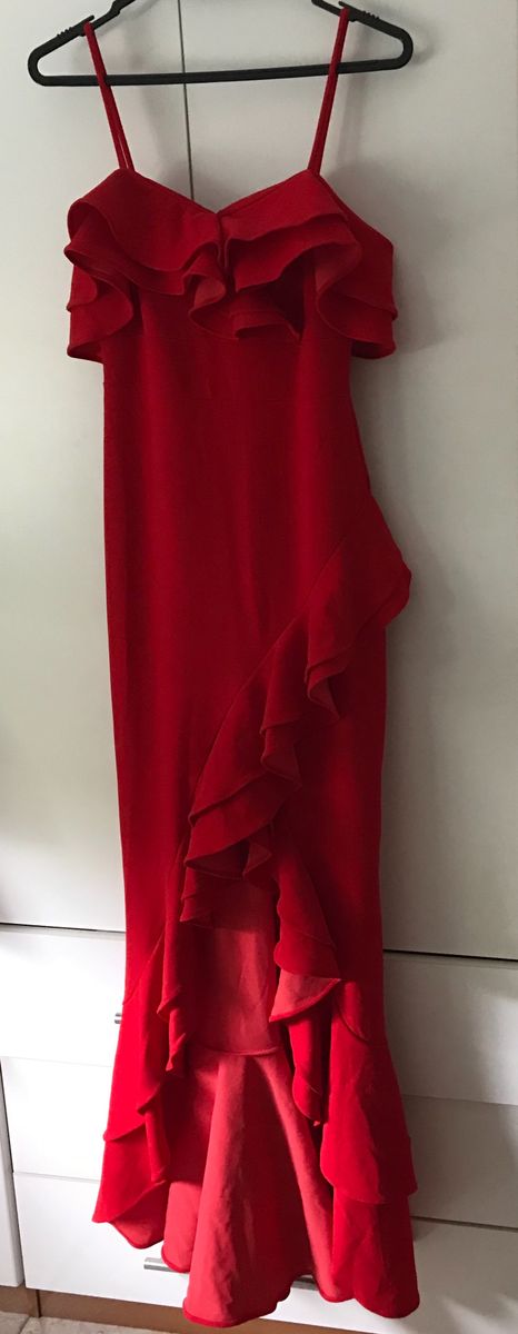 vestido vermelho babado