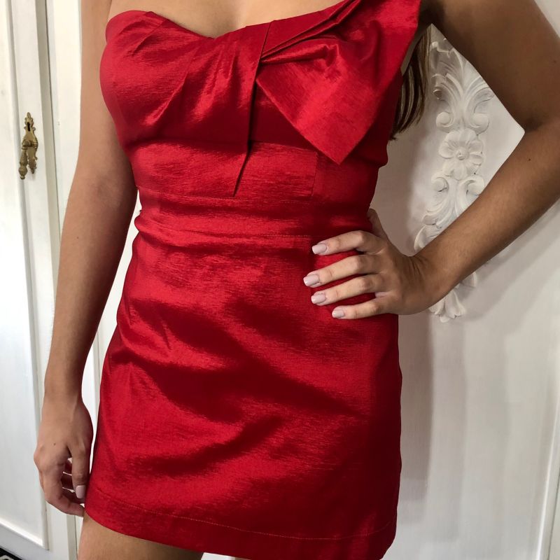 Vestido de best sale tafetá vermelho