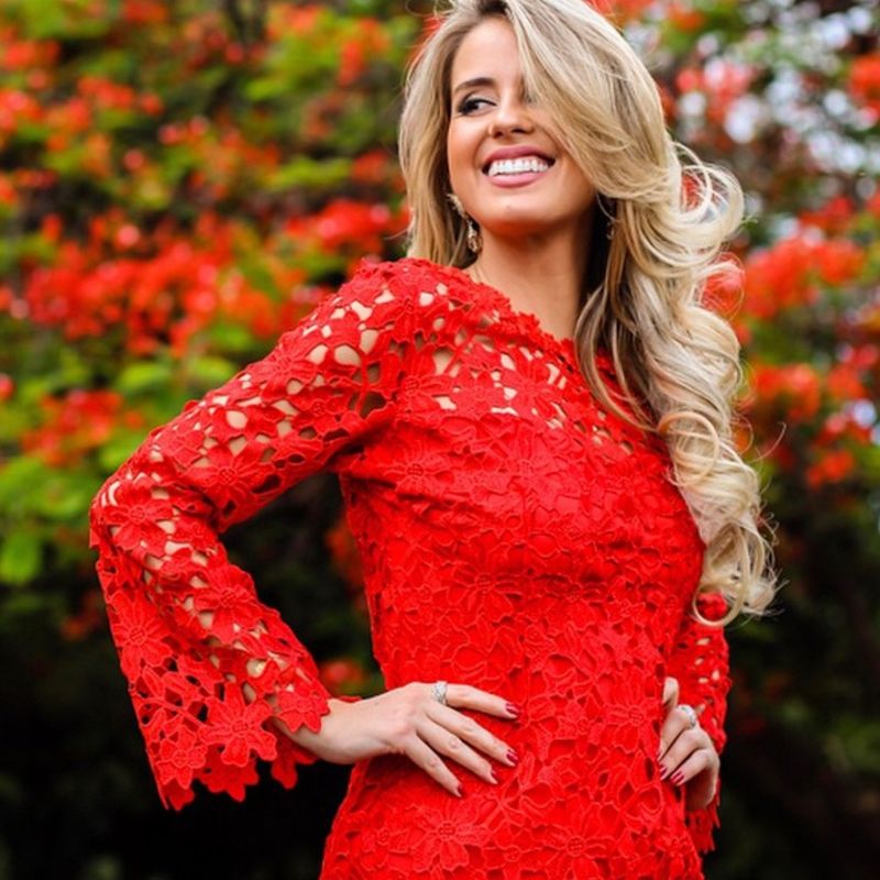 Vestido vermelho best sale renda guipir