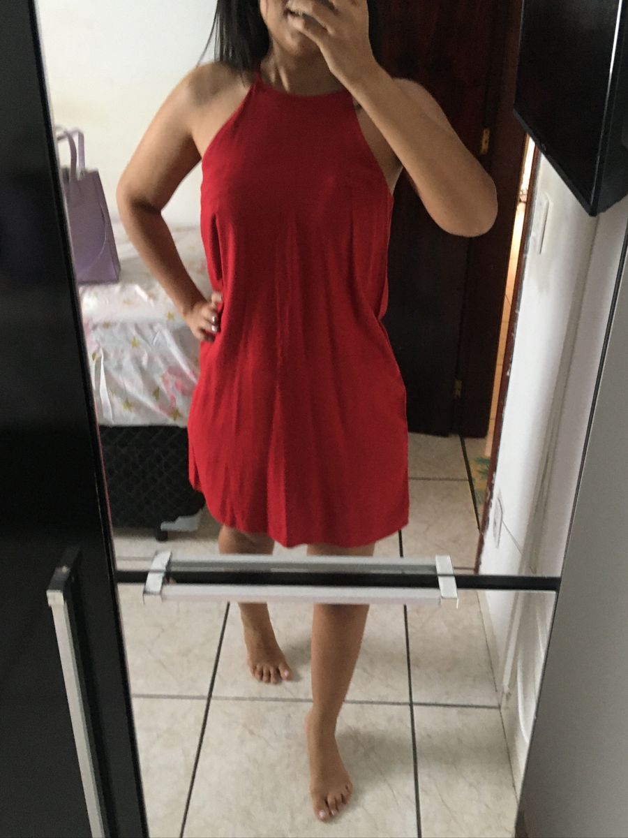 hering vestido vermelho