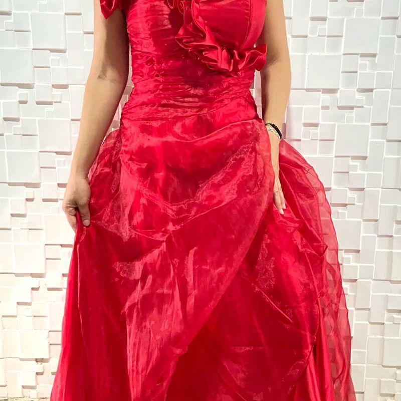 Vestido vermelho best sale de baile