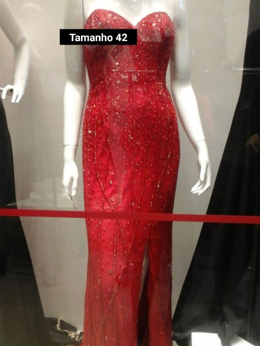 vestido vermelho pedraria