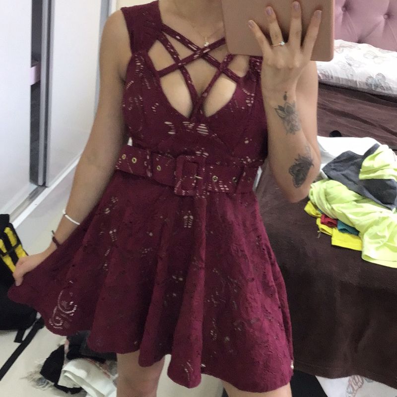 Vestido 2024 vinho rodado