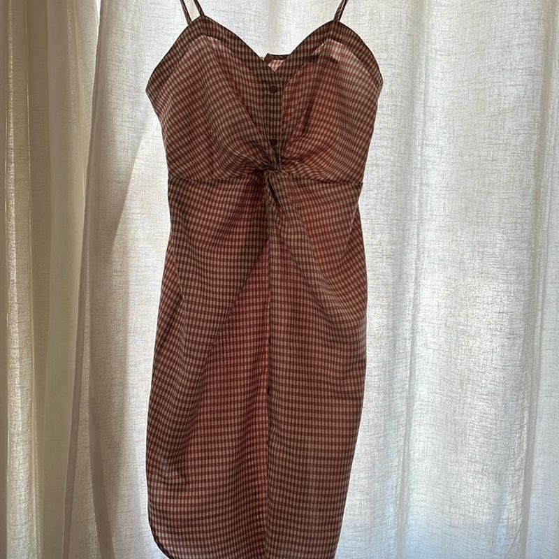 Vestido best sale xadrez amaro