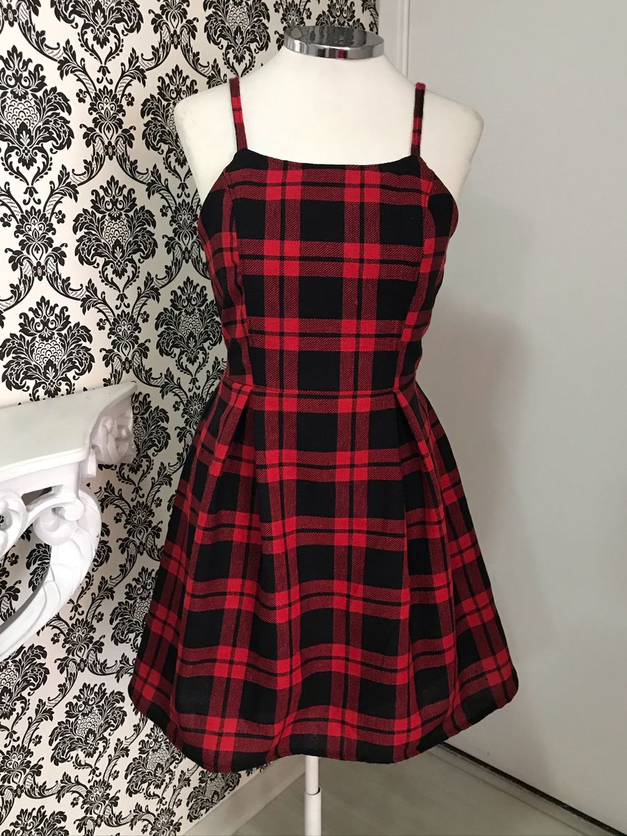 Vestido xadrez vermelho com 2024 preto