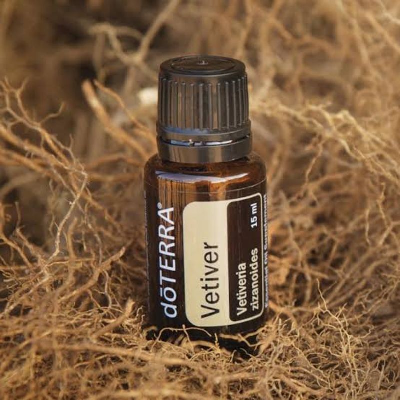 Vetiver Óleo Essencial 15 Ml. | Doterra Nunca Usado 91890996 | enjoei