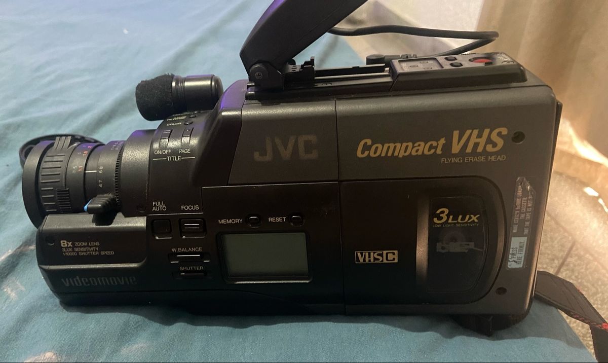 Videomovie Compact Vhs Gr-65 | Filmadora Jvc Usado 80757217 | enjoei