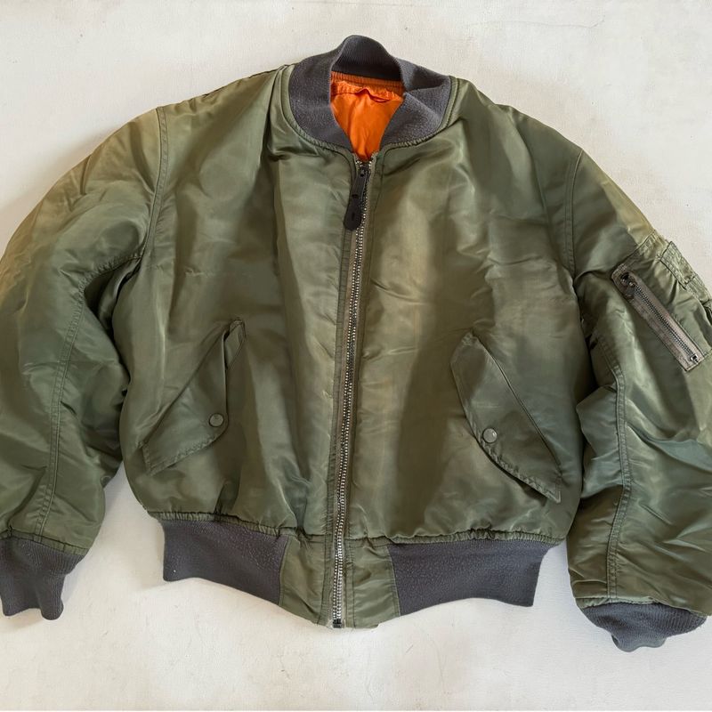 Vintage Bomber Jacket Avirex Sunfaded 70s | Vintage Usado
