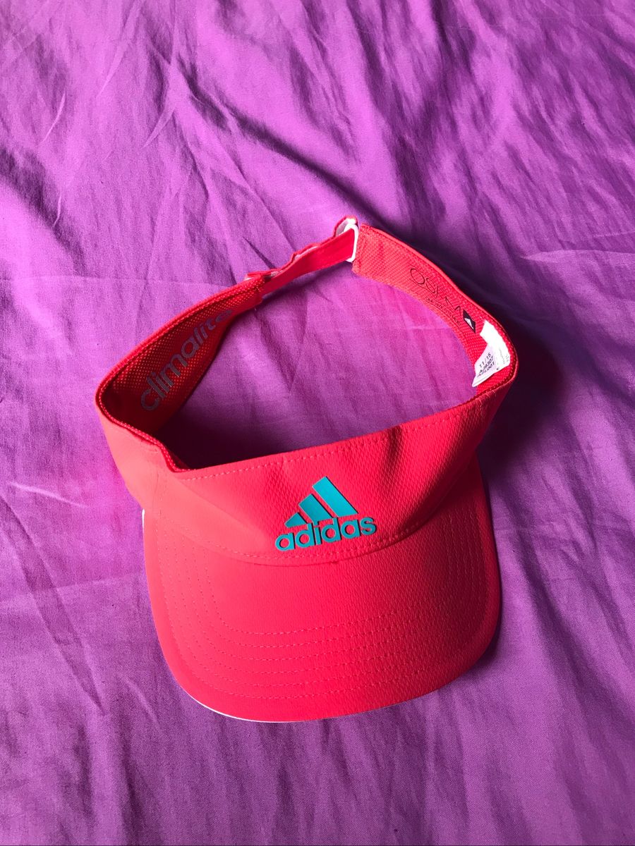 viseira adidas rosa