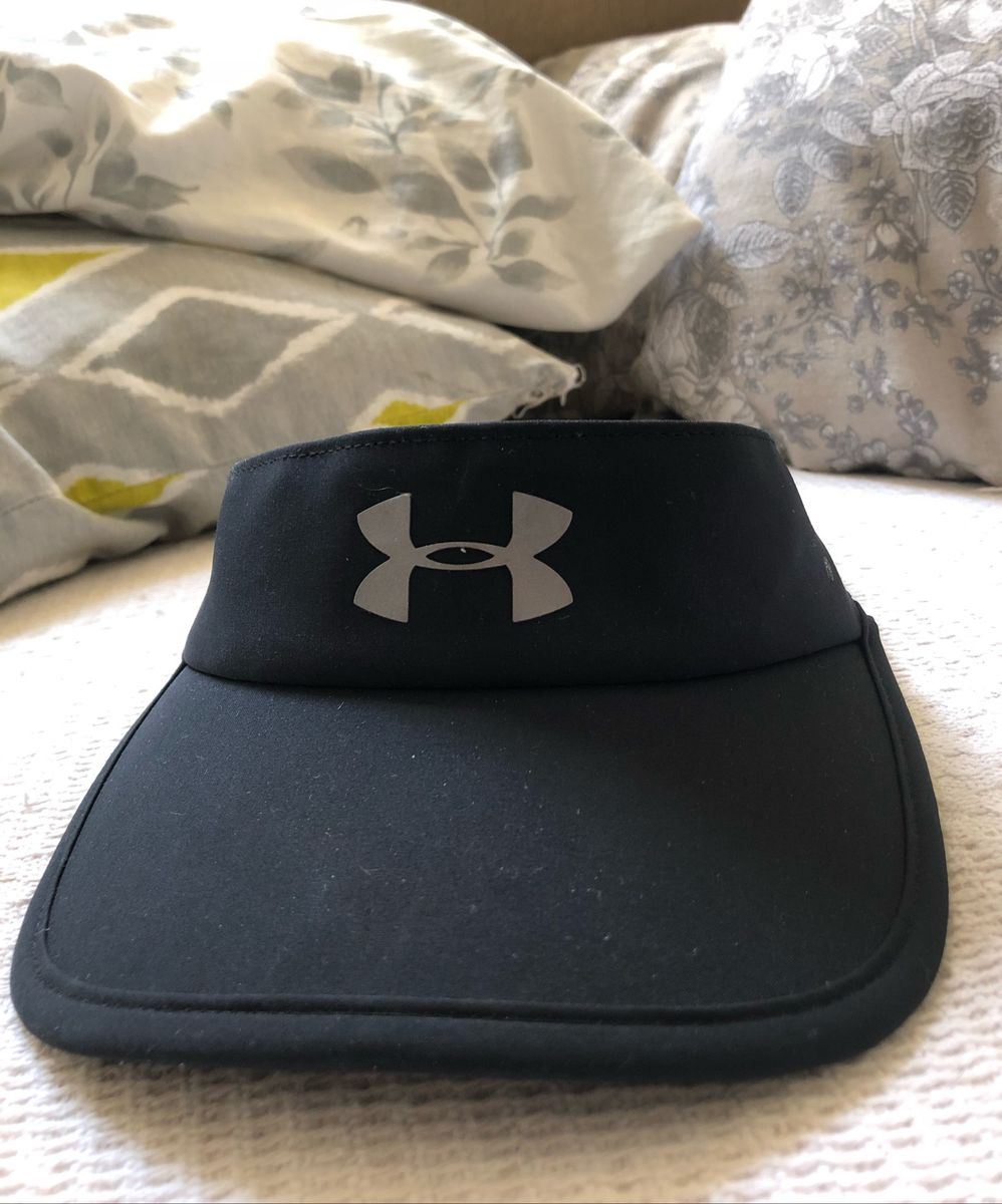 viseira under armour