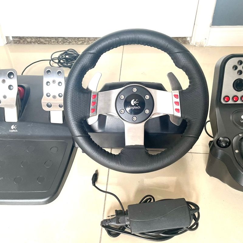 Video game de volante g27