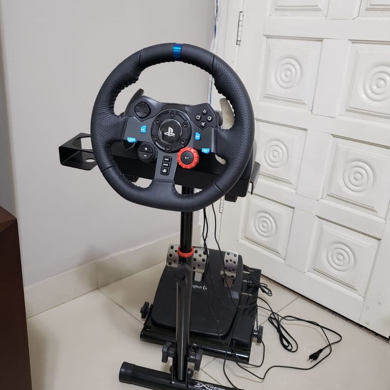 Volante Logitech G29 Driving Force para PS5, PS4, PS3 e PC