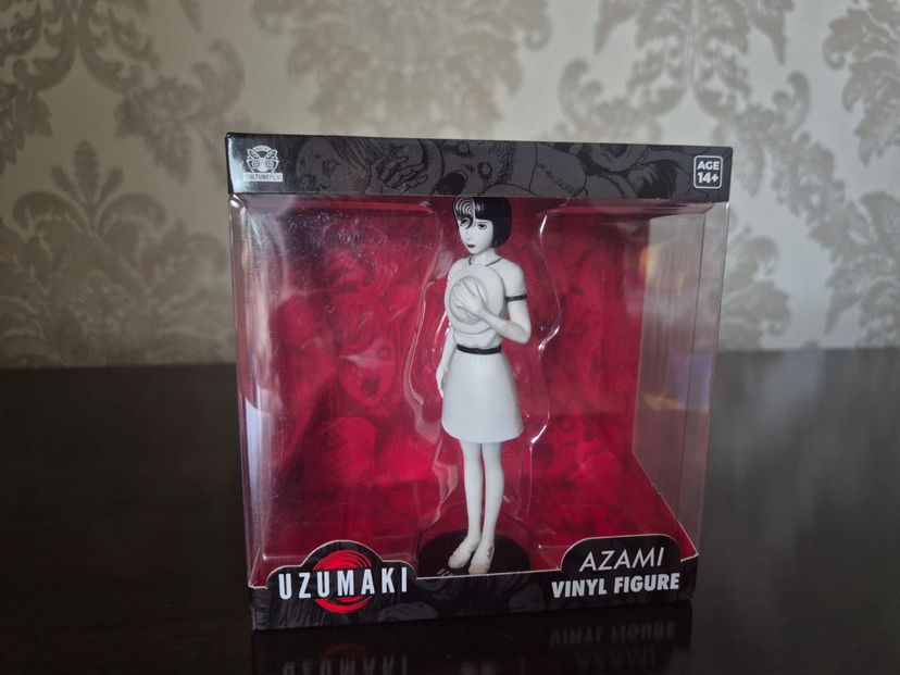Vynil Figure Azami. Uzumaki. Junji Ito. Culturefly. Lacrado ...