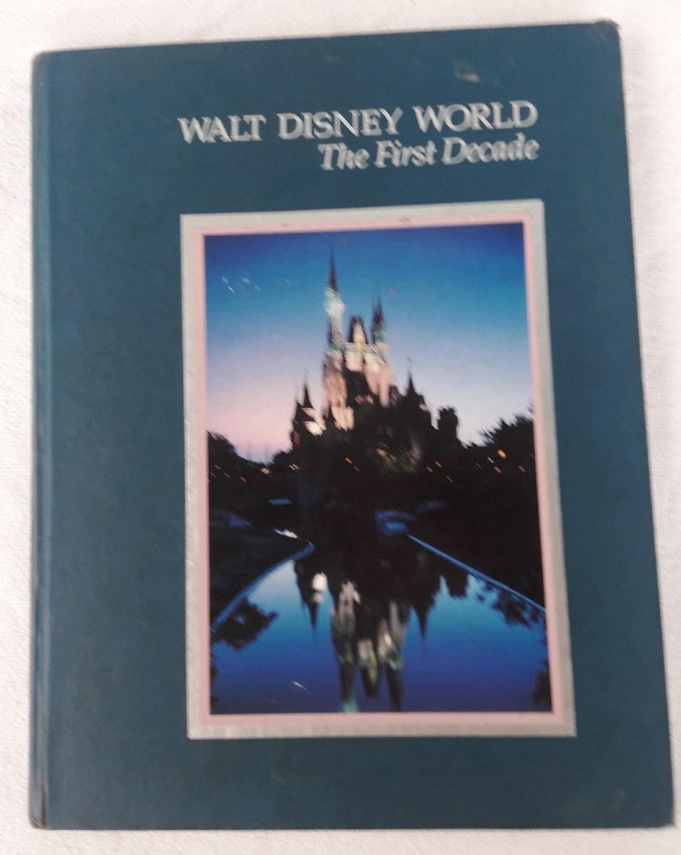 Walt Disney World - The First Decade - Inglês | Livro Walt Disney