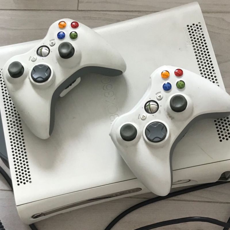 Gameteczone Usado Console Xbox 360 Arcade C/ Controle Branco 260GB