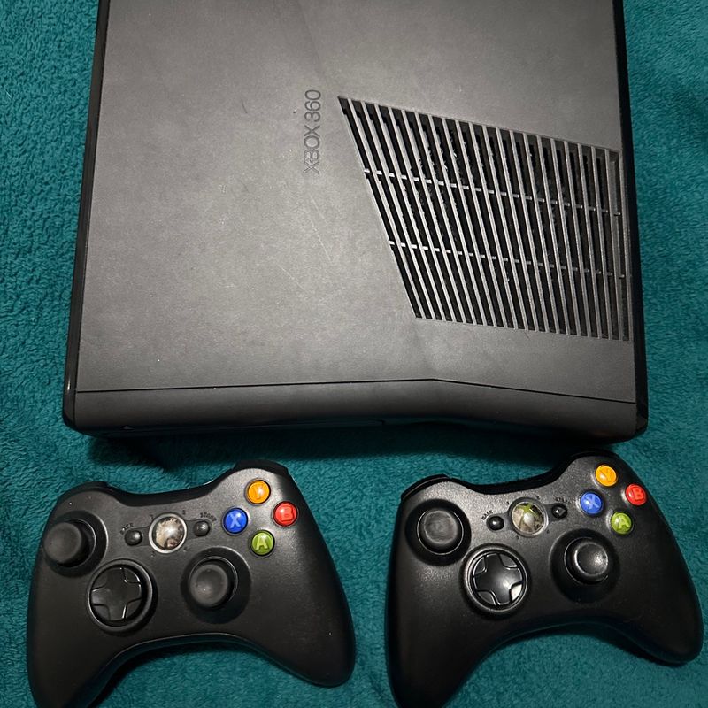 Vendo Xbox 360 Bloqueado + 14 Jogos Originais | Console de Videogame Xbox  Usado 77665145 | enjoei