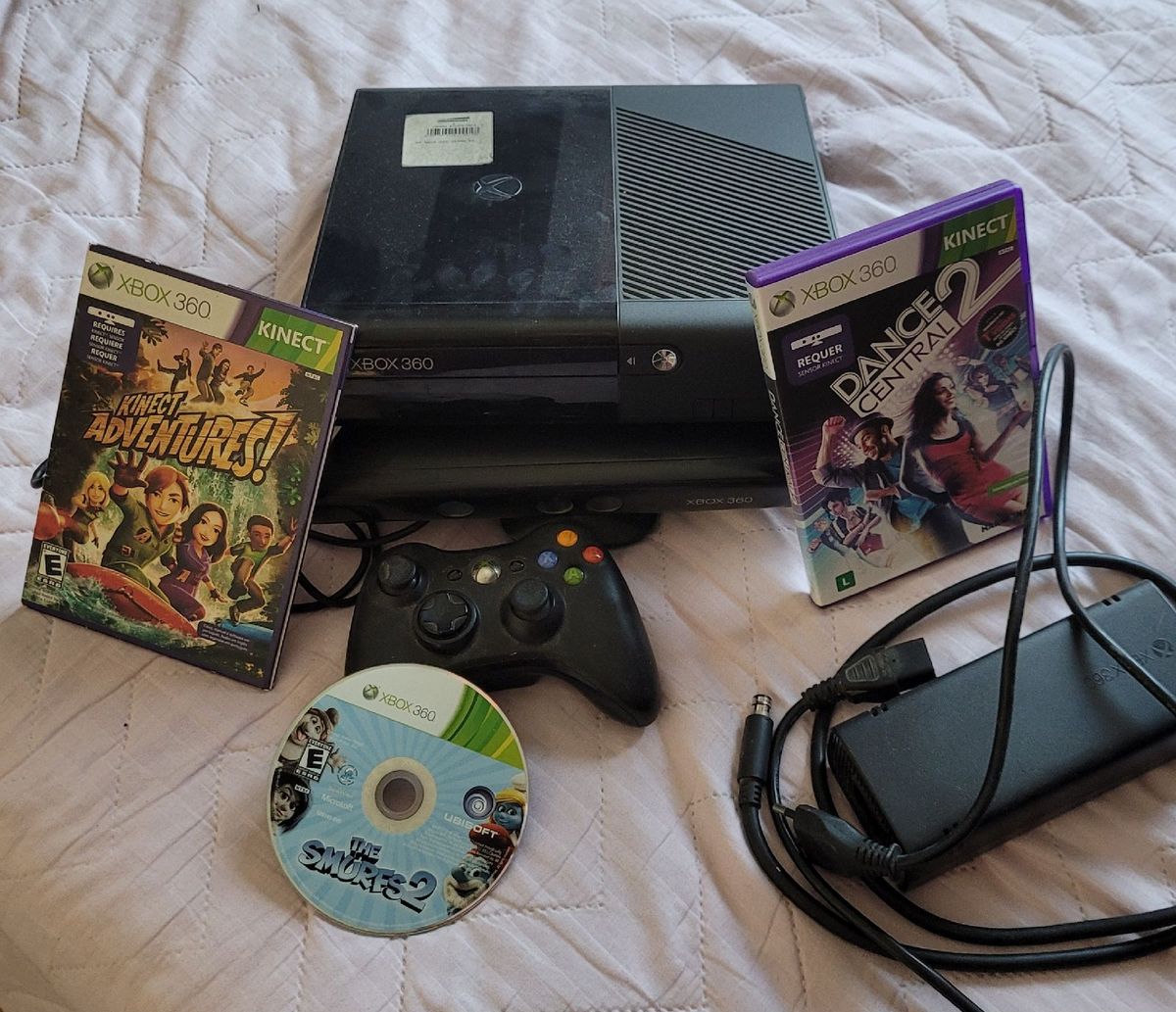 Vídeo Game Xbox 360 250 Gb Bloqueado Original + Kinect + 3 Controles + 5  Jogos Originais | Console de Videogame Xbox 360 Usado 59055397 | enjoei