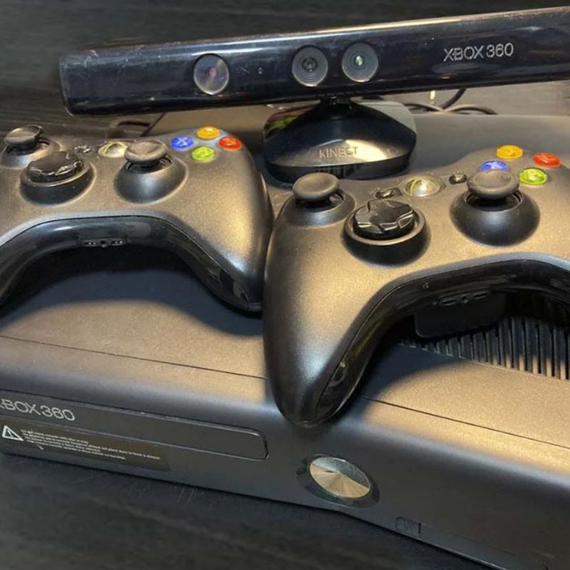 Xbox 360 Bloqueado em Estado de Novo com a Caixa | Console de Videogame  Xbox Usado 92924320 | enjoei