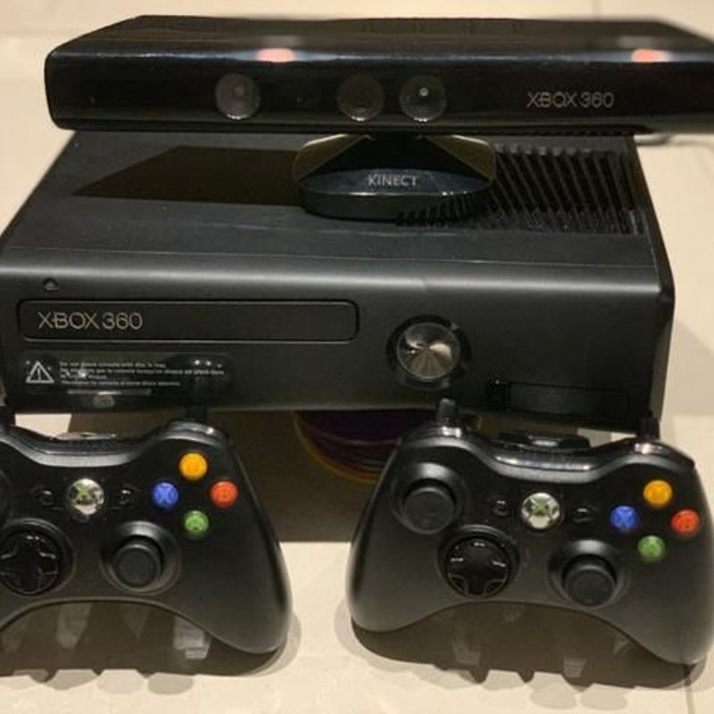 Xbox 360 Bloqueado+kinect+dois Jogos+controle | Console de Videogame  Microsoft Usado 91704958 | enjoei