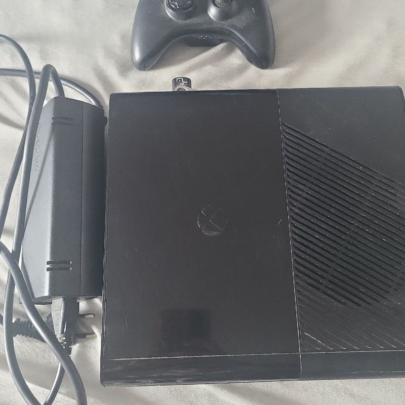 Xbox 360 desbloqueado e com jogos em Canoas