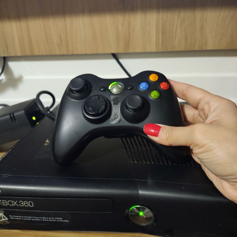 Xbox 360 Desbloqueado com Controle e 10 Jogos, Console de Videogame Xbox  360 Usado 93634426