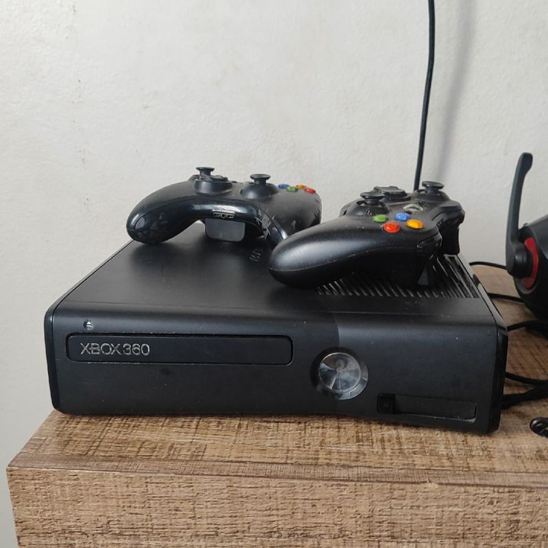 Xbox 360 Desbloqueado Com:2 Controles,Kinect,Jogo Naruto Storm 3 Original, Console de Videogame Microsoft Usado 93077266