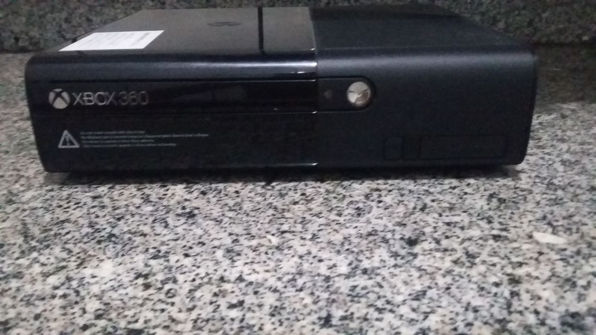Xbox 360 Desbloqueado Lt 3.0 + Live Gold 3 Meses Console de Videogame