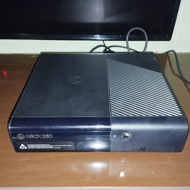 Xbox 360 Super Slim | Console de Videogame Xbox Usado 70412943 | enjoei