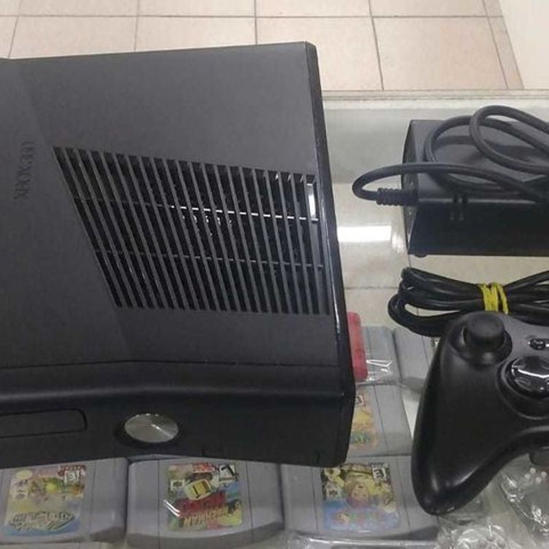 Vendo Xbox 360 Desbloqueado | Console de Videogame Xbox 360 Usado 90853773  | enjoei