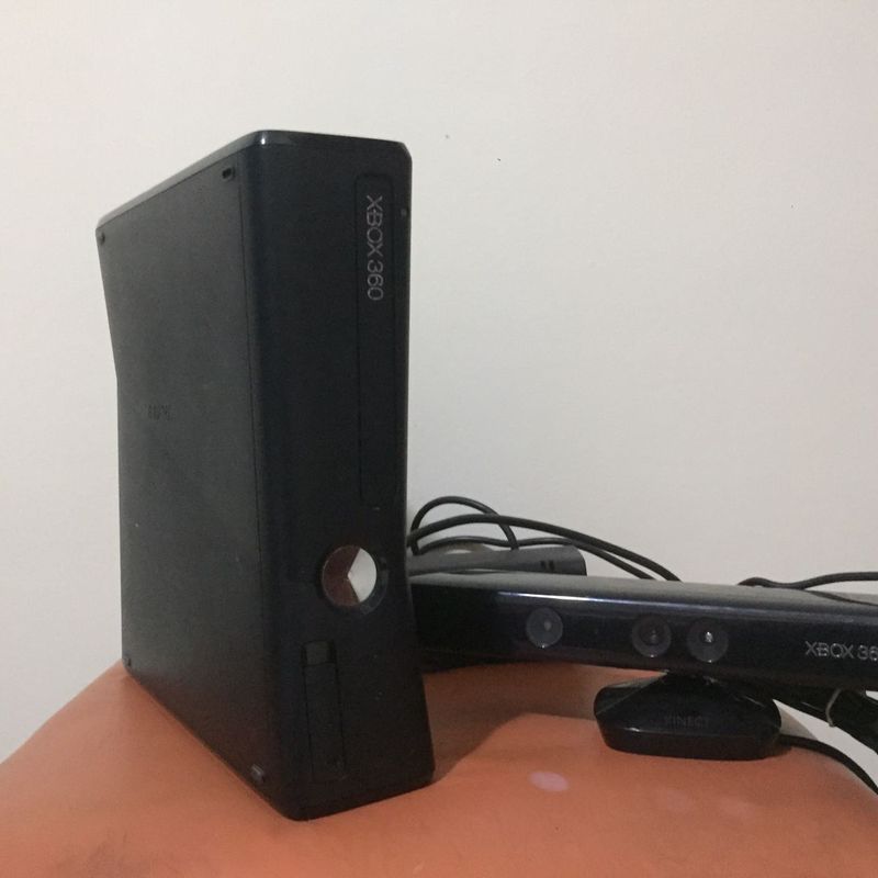 Xbox 360 Slim com Kinect Destravado | Console de Videogame Microsoft Usado  84381350 | enjoei