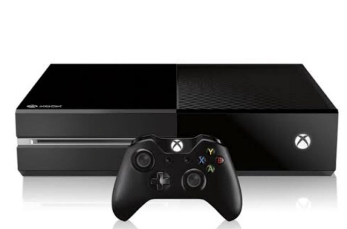 Console Xbox One Slim 1TB (SEMI-NOVO)