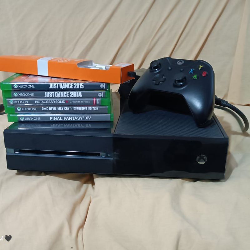 Xbox One Fat Preto 500gb C/Kinect e 3 Jogos