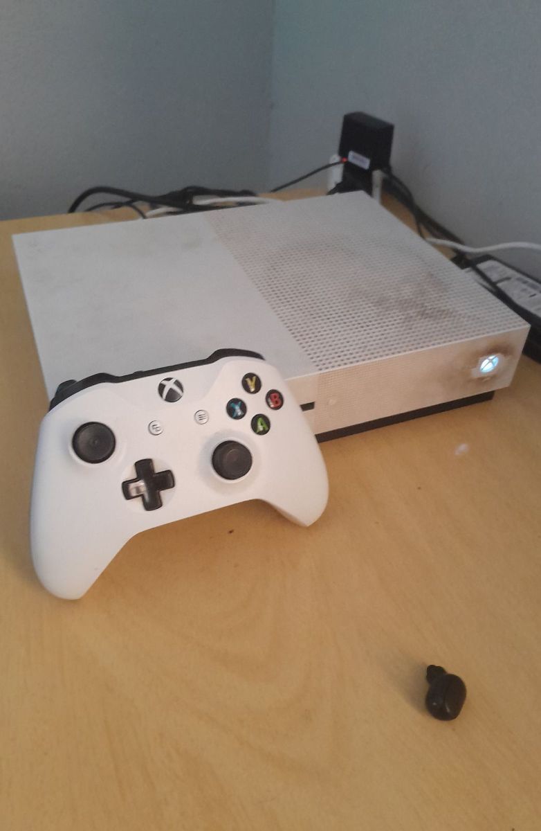 2nd hand best sale xbox one s