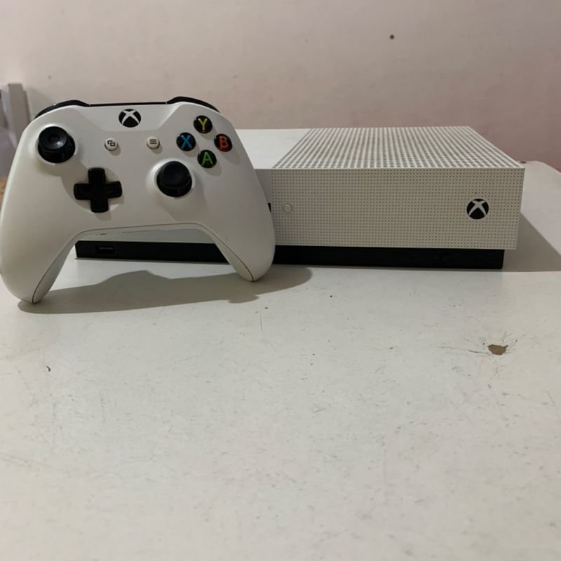 Xbox One S 1tb | Usado | Jogo de Computador Xbox One Usado 51146460 | enjoei