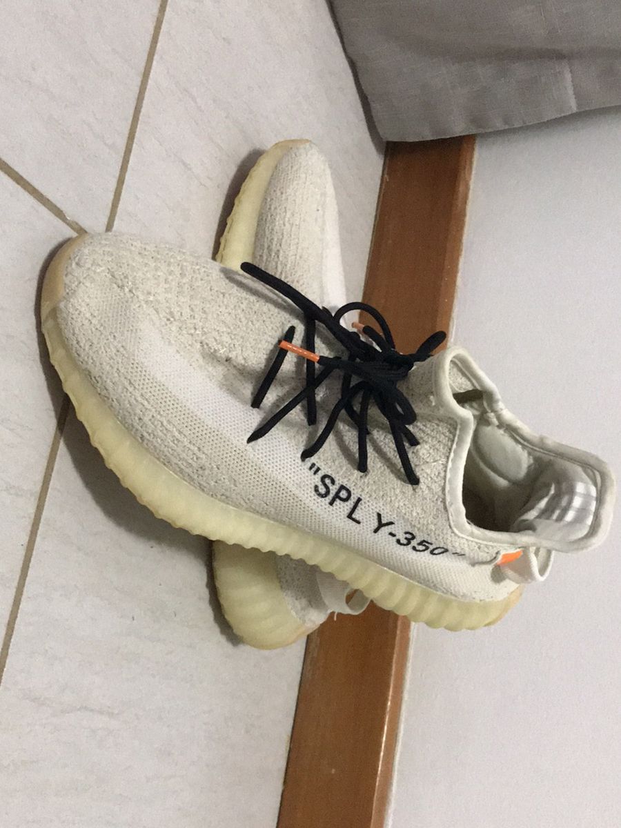 adidas yeezy primeira linha