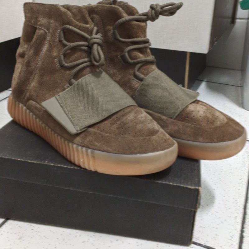 Yeezy 750 Chocolate T nis Masculino Adidas Usado 40055914 enjoei