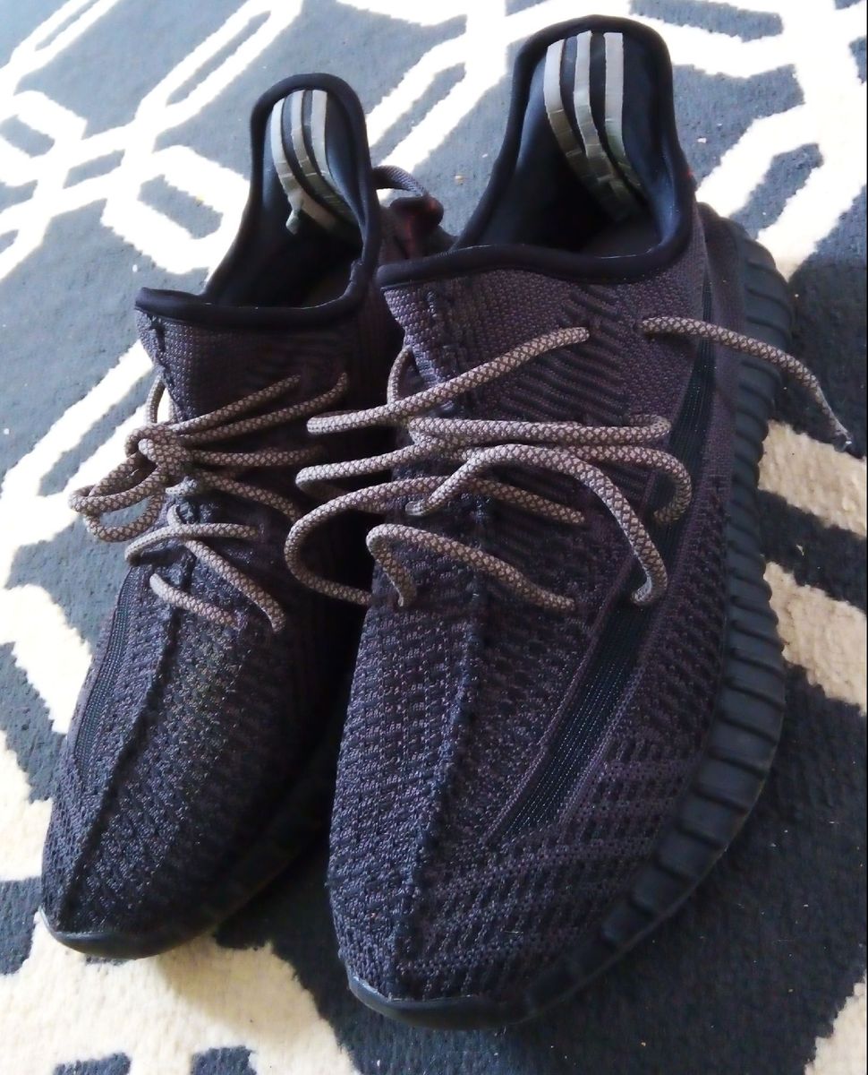 yeezy boost 350 preto