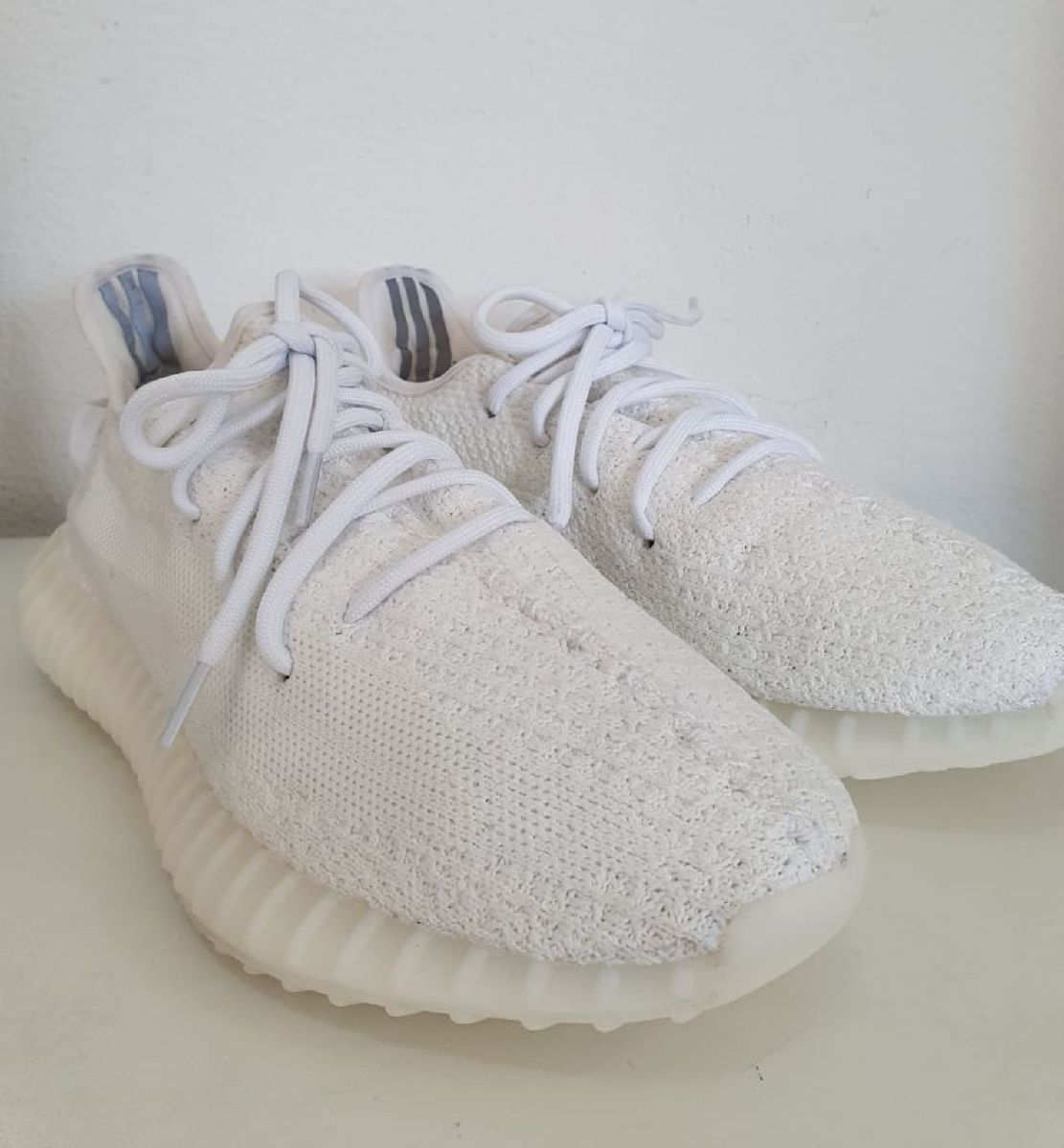 tenis yeezy boost branco