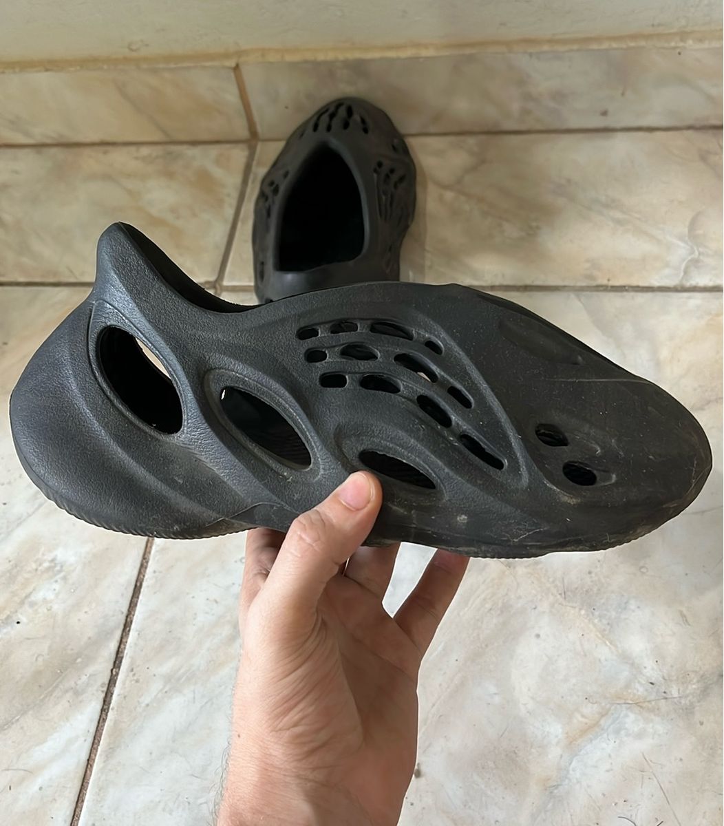 Yeezy Foam Runner Onyx | Adidas Usado 103286384 | enjoei