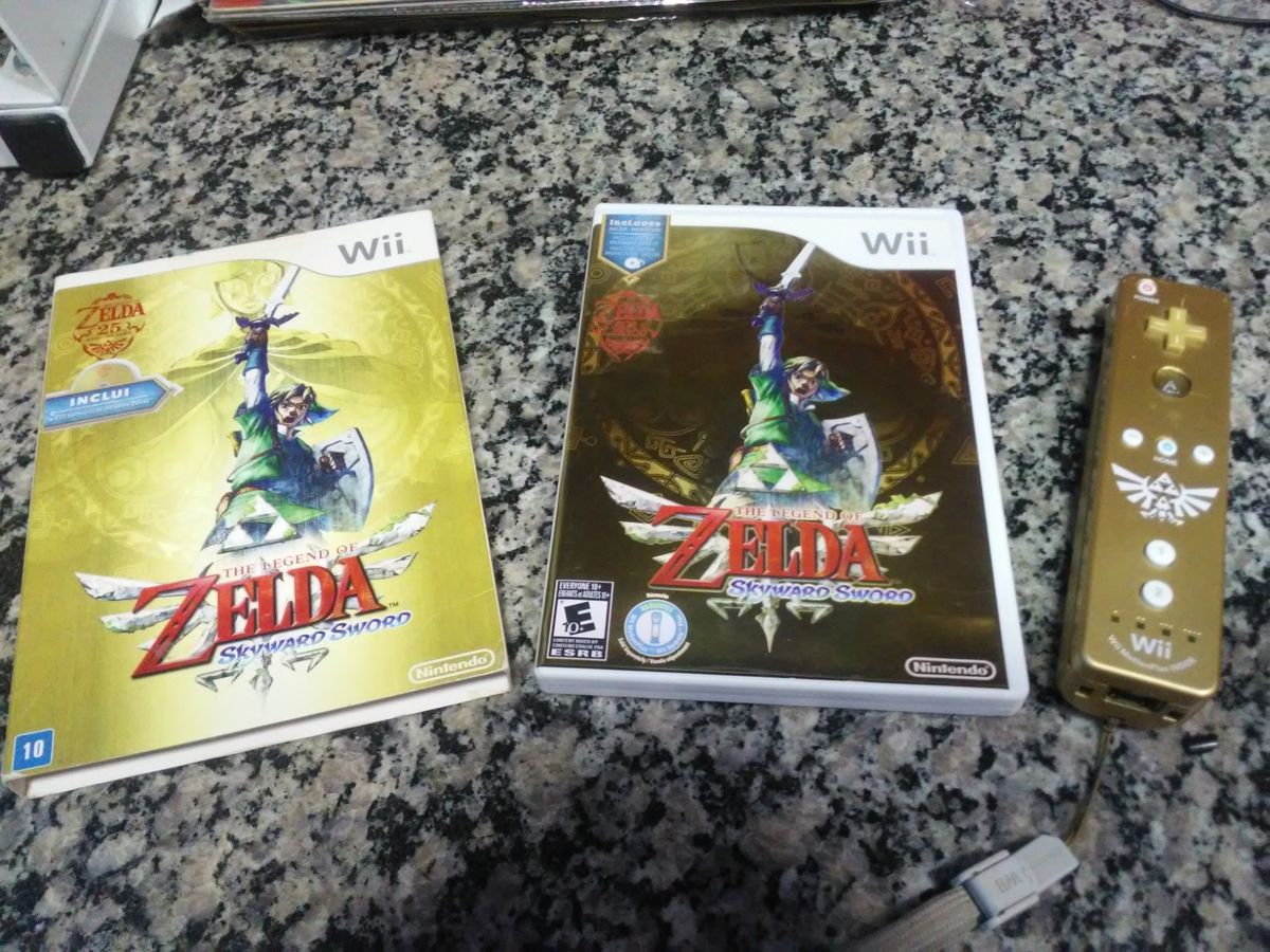 Zelda Skyward Sword 25th Anniversary com Wiimote + Luva Jogo de Videogame Nintendo Usado